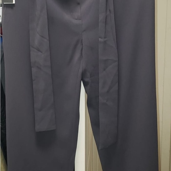 Brand new babaton - Picture 1 of 4